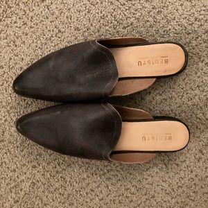 Bed Stu Brenda Brand New in Box size 10